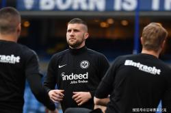 今日足球：柏林联合vs斯图加特、勒沃库森vs霍芬海姆