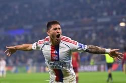 欧联：2-0，24岁國(guó)际米兰旧将无敵(dí)鱼跃冲顶，助法甲(jiǎ)第2迎来2连胜