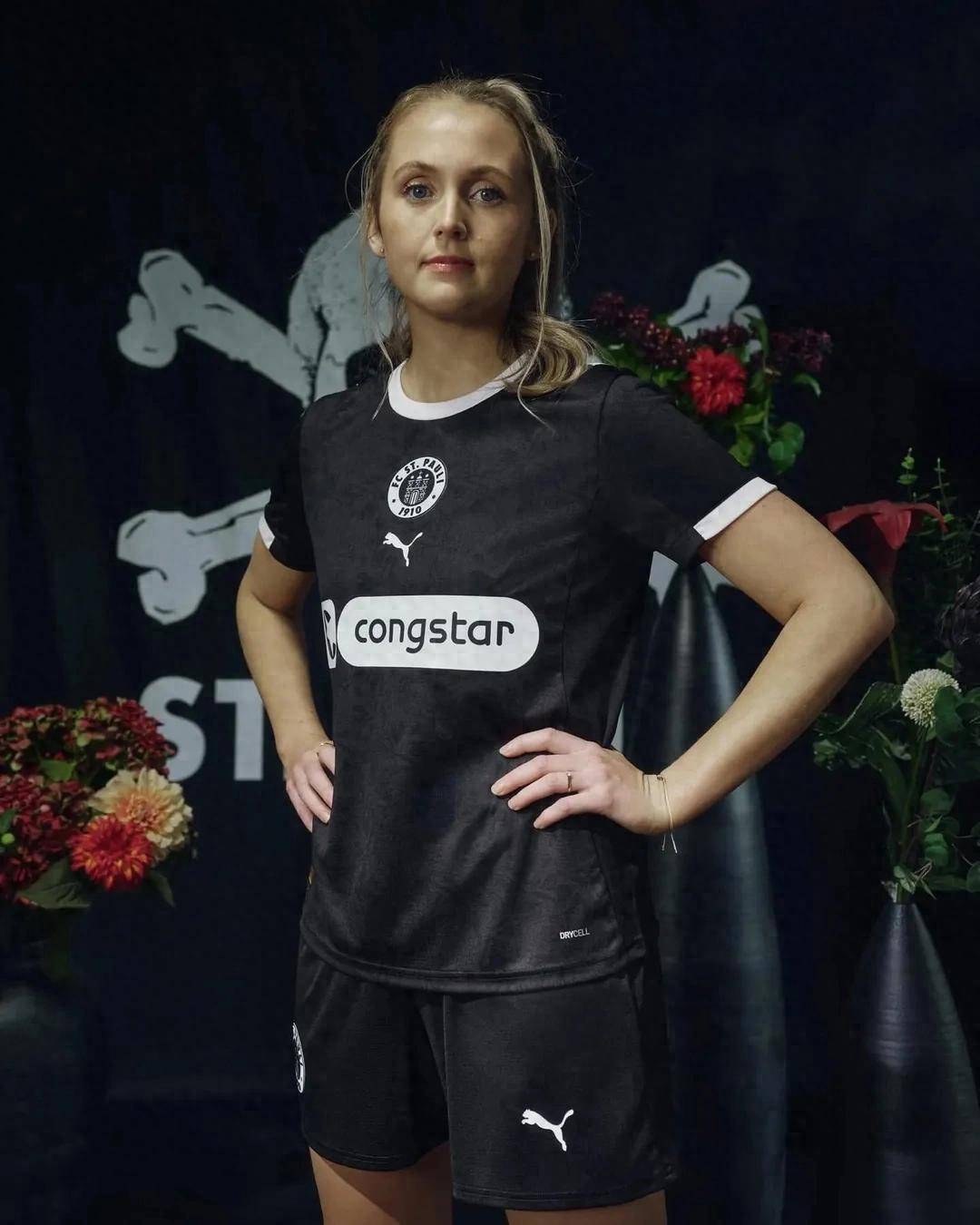 圣保利足球俱乐部发布25/26赛季第三客场球衣