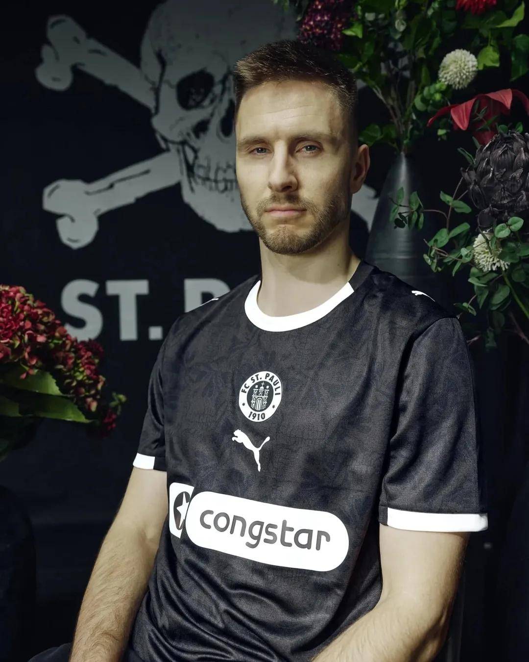 圣保利足球俱乐部发布25/26赛季第三客场球衣