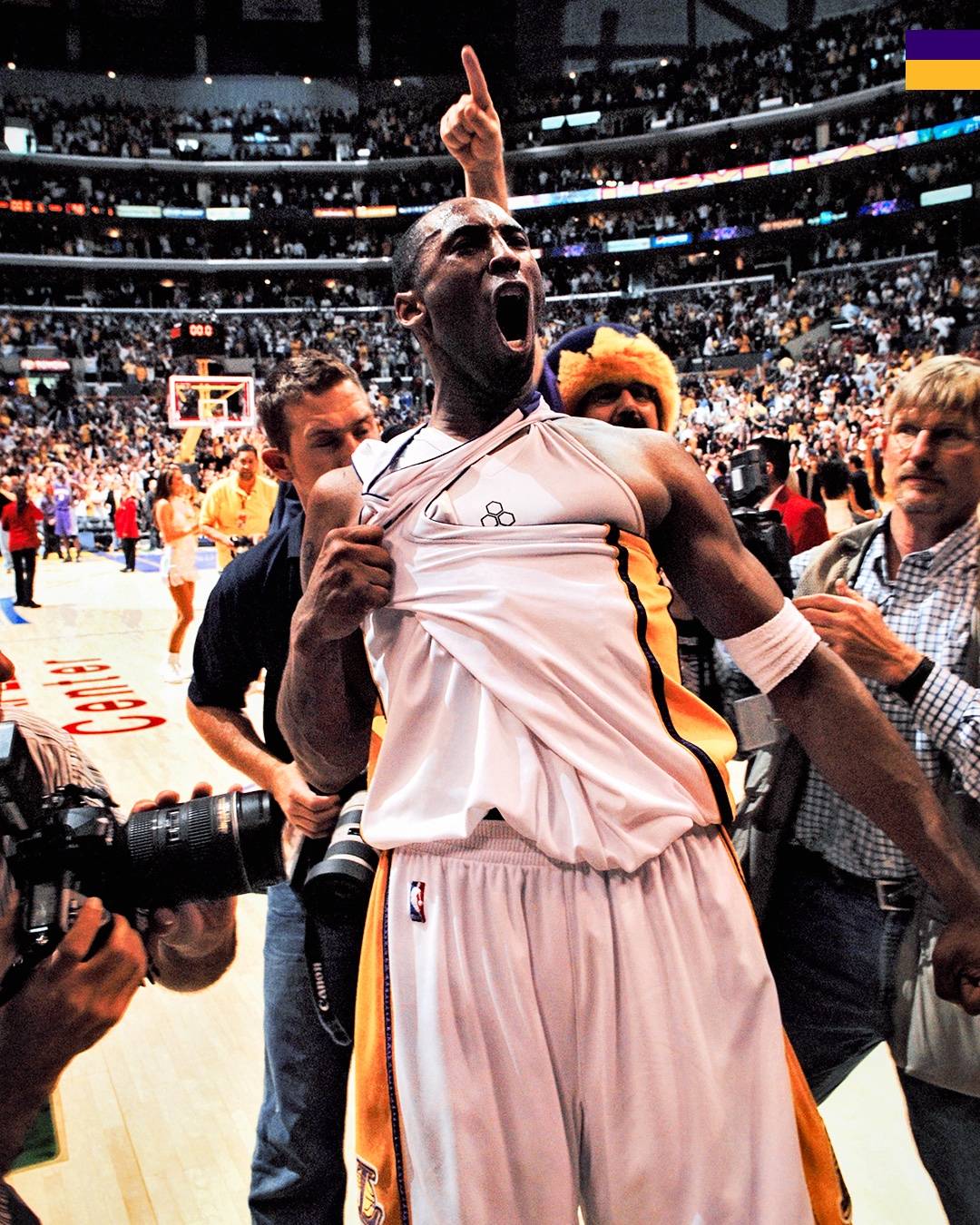 湖人官方祝科比生日快乐！詹姆斯致敬传奇 瓦妮莎晒恩爱照怀念科比