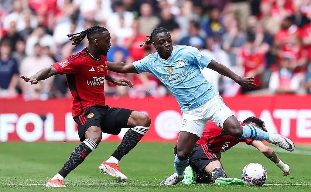 英超-布莱顿1-2曼城：积分被曼联超过，曼城越来越像曼联了|前瞻