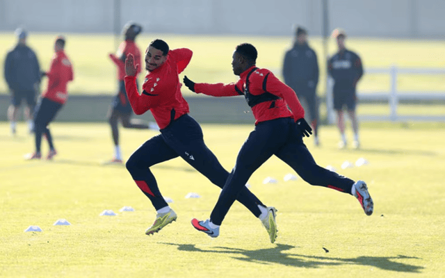 欧会杯：斯特拉斯堡状态起伏，水晶宫表现稳定
