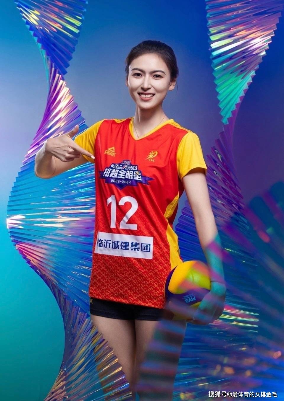 缪伊雯留洋打世俱杯，娜塔丽亚不来天津了？王媛媛抵达土耳其